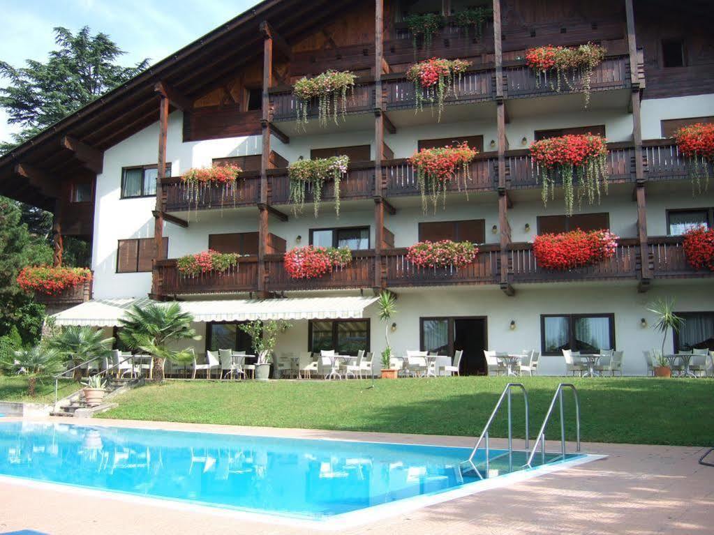 Hotel Salgart メラーノ エクステリア 写真